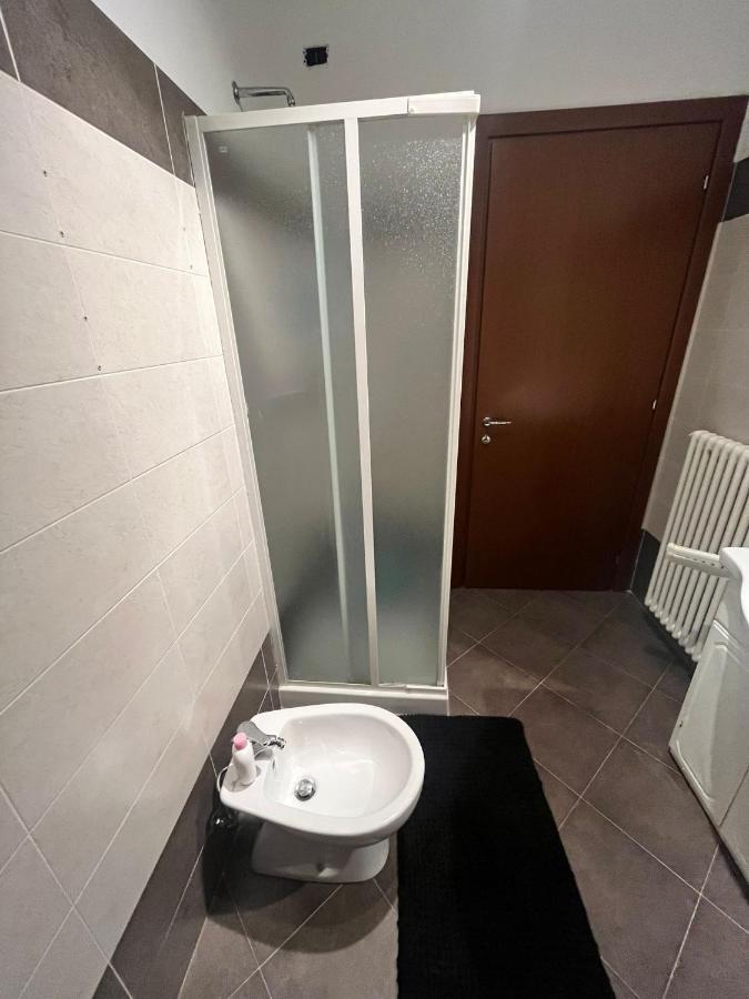 Home Sarenji Trivolzio Luaran gambar